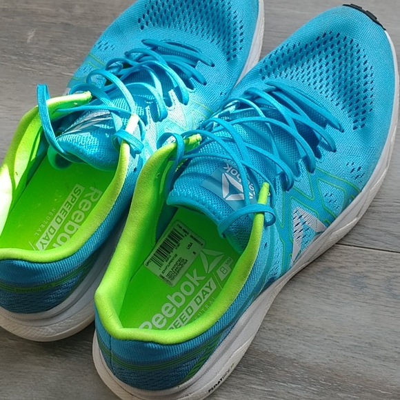 Reebok Floatride Running Shoes (Just 30 days old) - Picture 2 of 3